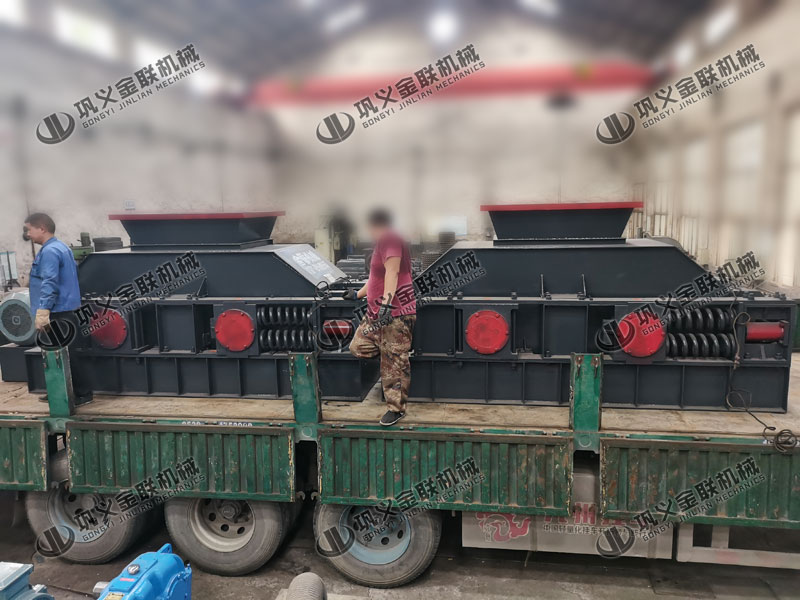 小型對(duì)輥式破碎機(jī)的價(jià)格是多少，有哪些型號(hào)可選？