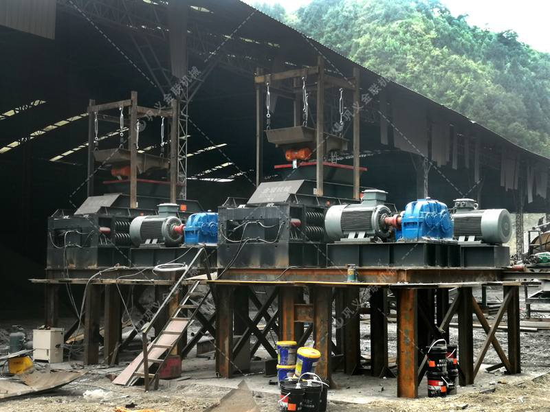 錘式破碎機(jī)和對(duì)輥破碎機(jī)區(qū)別在哪?如何進(jìn)行選擇? 錘式破碎機(jī)和對(duì)輥破碎機(jī)區(qū)別在哪?如何進(jìn)行選擇?